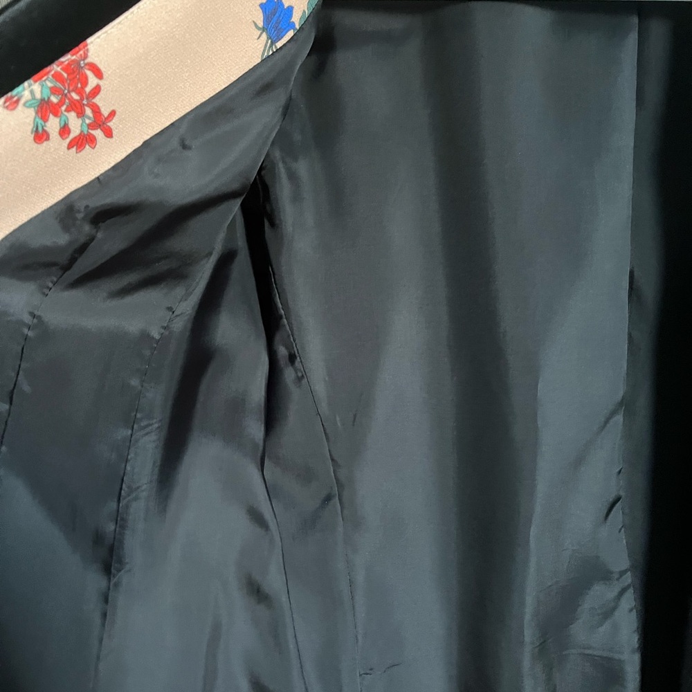 SMYTHE stunning floral tux blazer - Picture 8 of 11